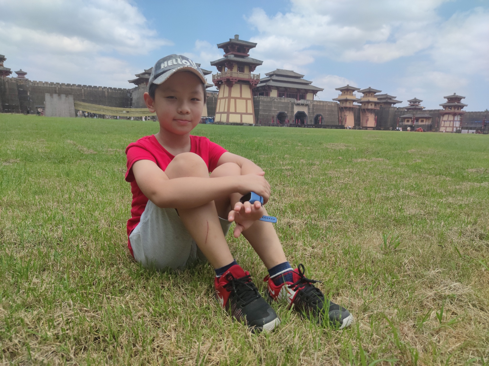 184e40ef9m18a4c5ddbdf906aff9bd8b